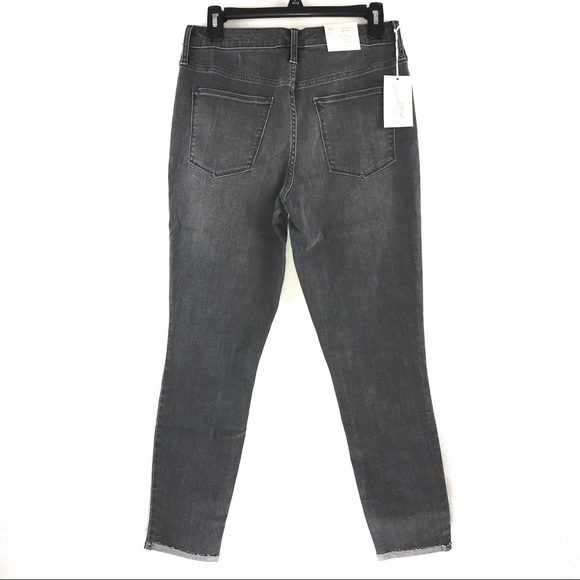 NEW Universal Thread Distressed Skinny Jeans sz 10 - Picture 7 of 8